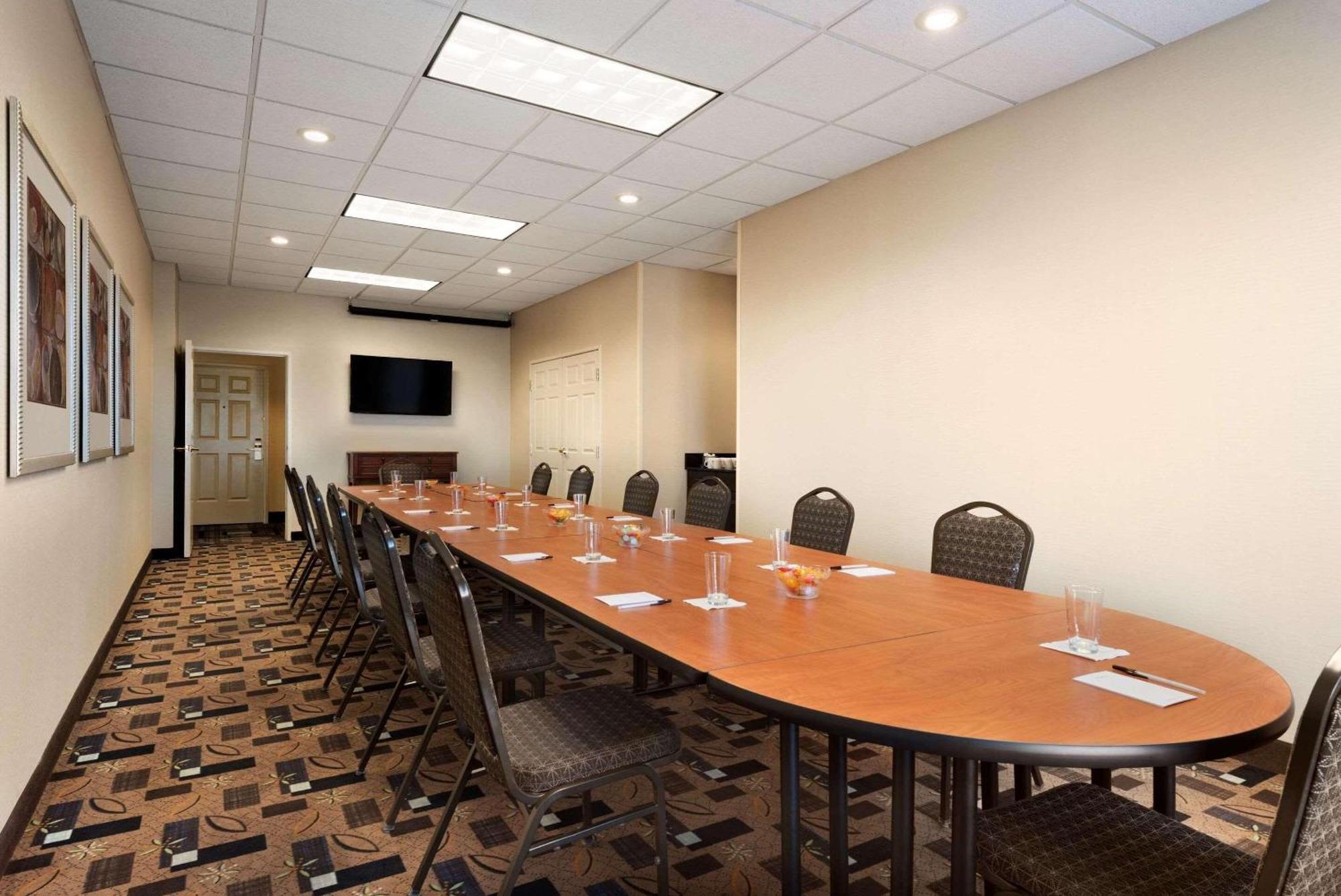 Country Inn & Suites By Radisson, Evansville, In Buitenkant foto
